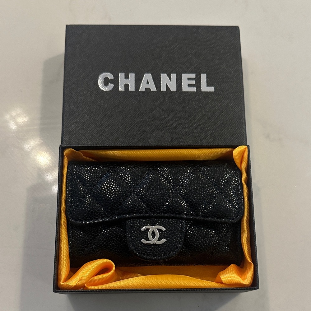 Quilted Flap Card Holder Wallet Caviar Black